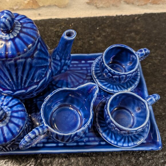 Vintage Blue Child’s Ceramic Tea Set w/Fan Basket Pattern, (10) pieces - Picture 5 of 9